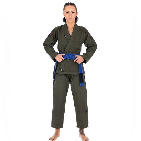 WOMEN’S TATAMI ELEMENTS SUPERLITE BJJ GI - KHAKI, SIZE F3L, “LIKE NEW CONDITION” - Picture 1 of 11